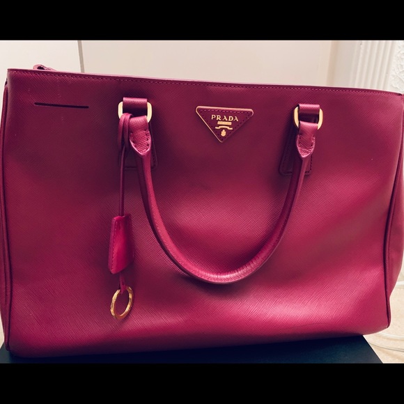 Large Prada saffiano lux tote in rare peonia pink! - Picture 1 of 9
